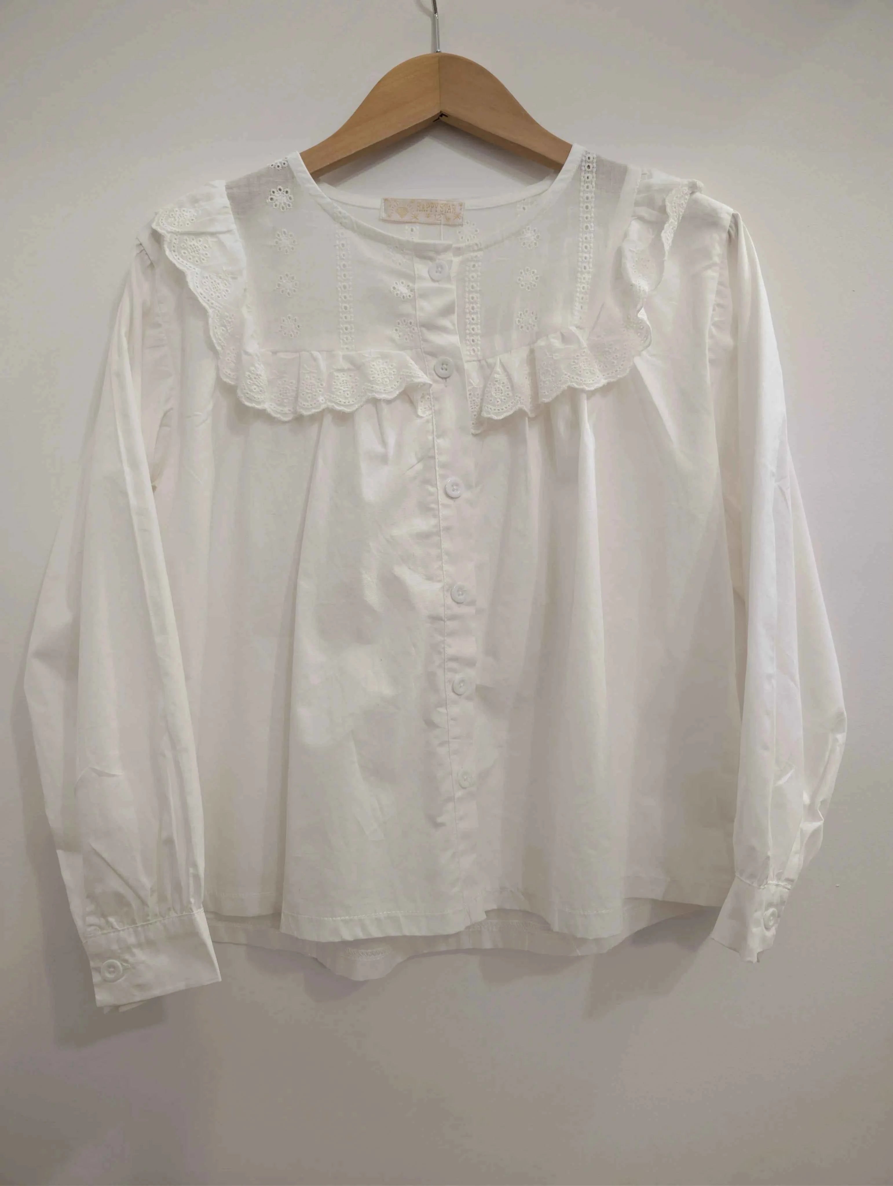 Blouse blanche broderie anglaise