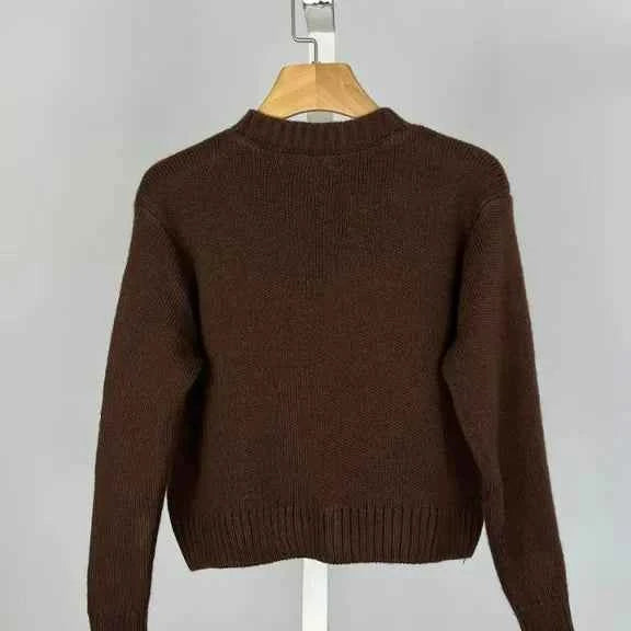 Gilet chocolat à boutons