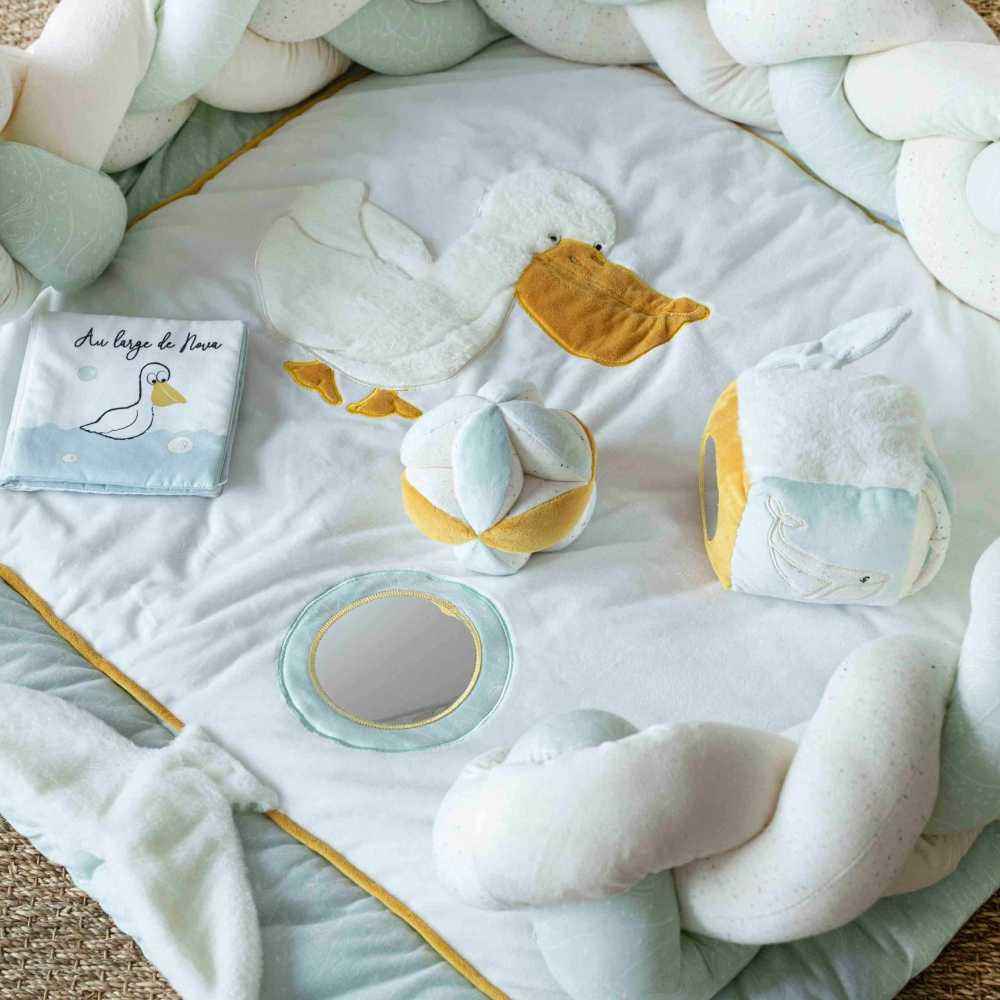 Livre d'éveil en tissu – Au Large de Nova – 3K7