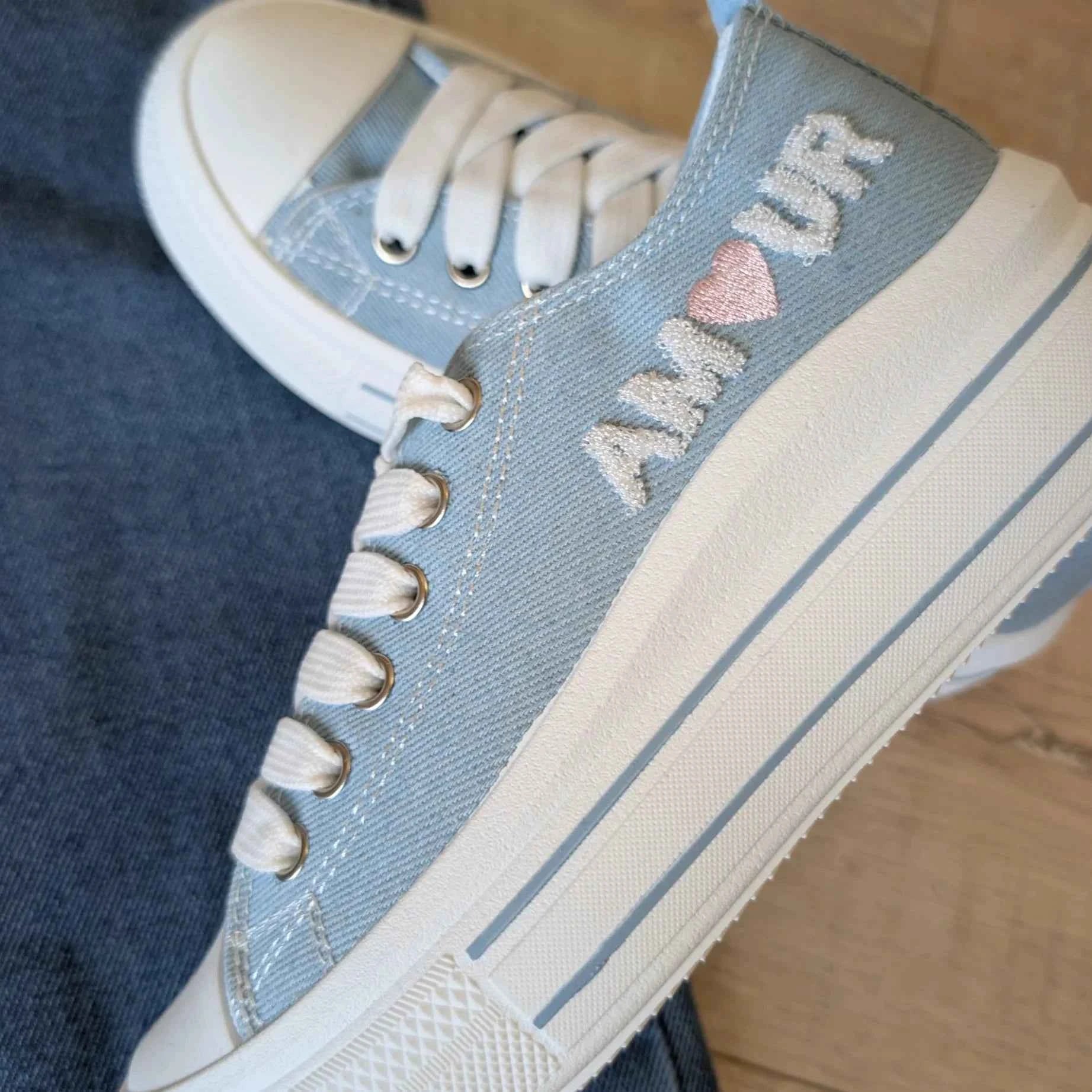 Basket toile jean amour