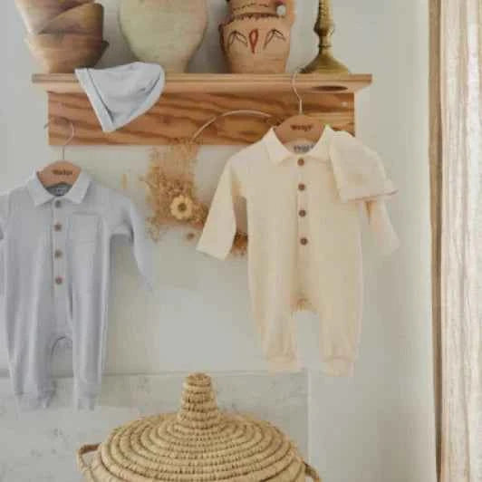 Ensemble combinaison et bonnet