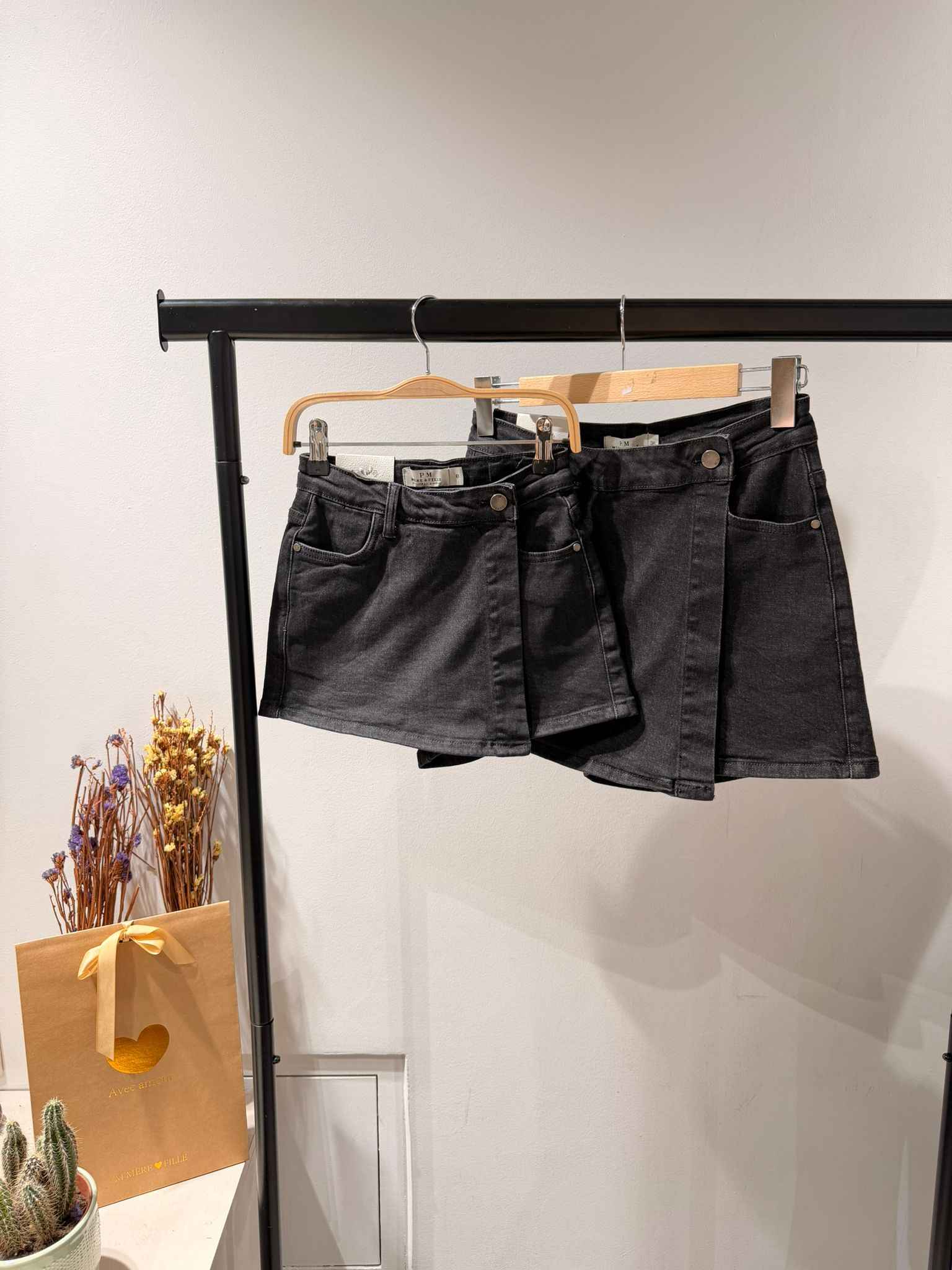 Jupe short jean noir