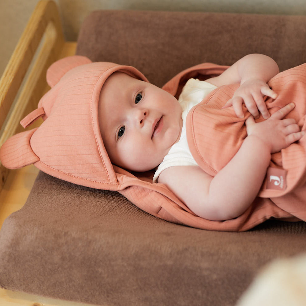 Basic stripe nougat wallet cover