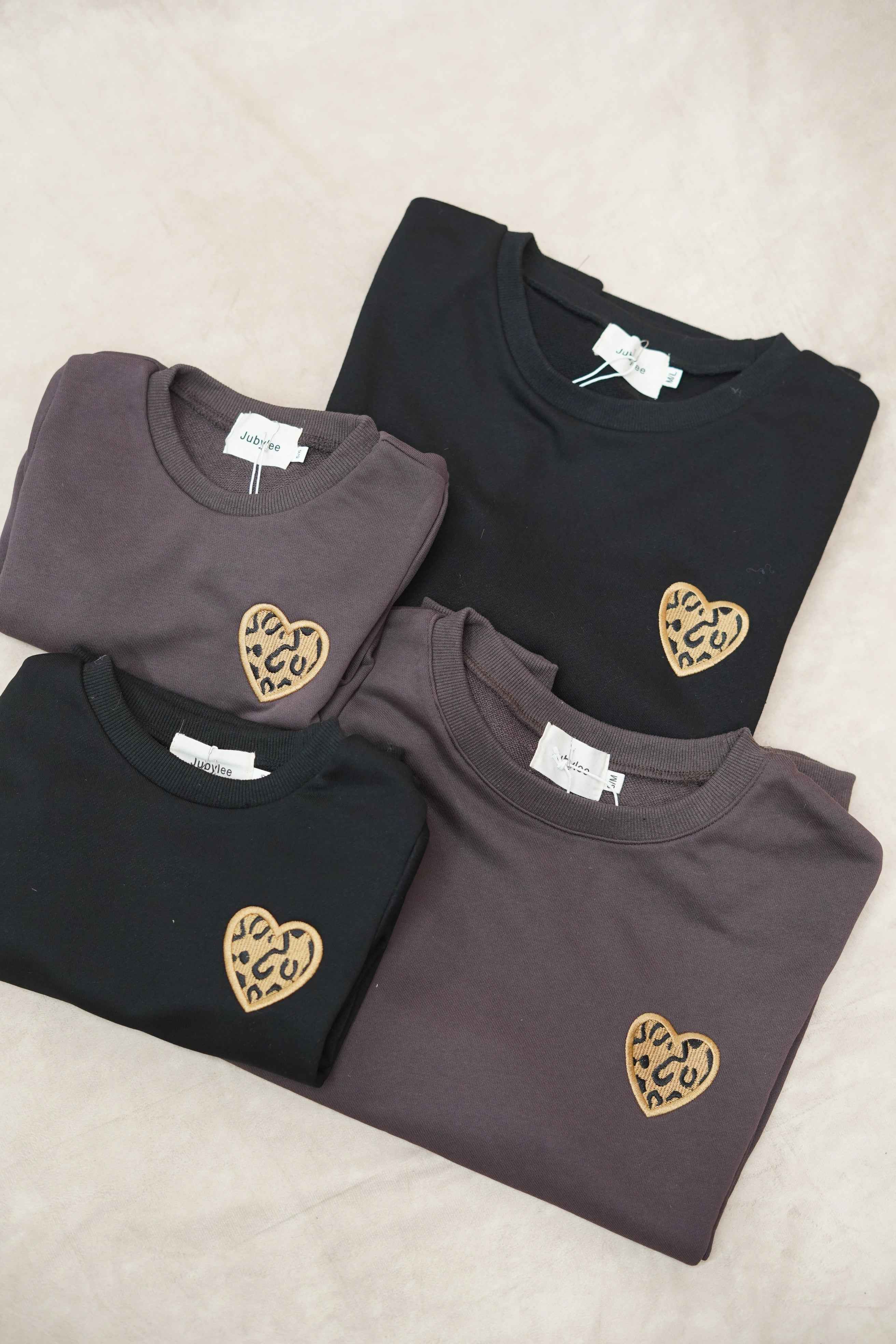 Sweat fille cœur léopard