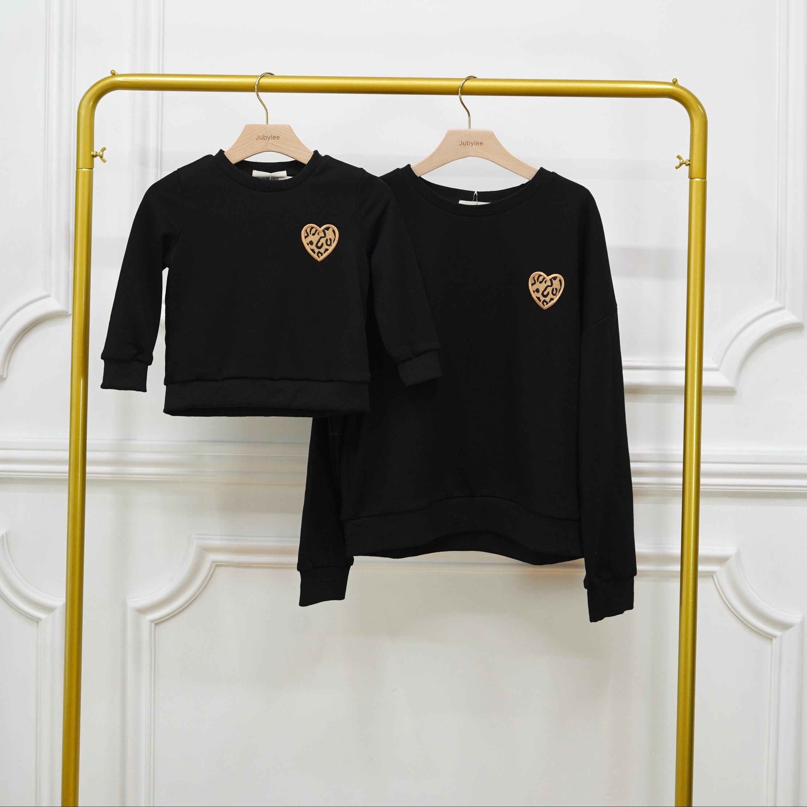 Sweat fille cœur léopard