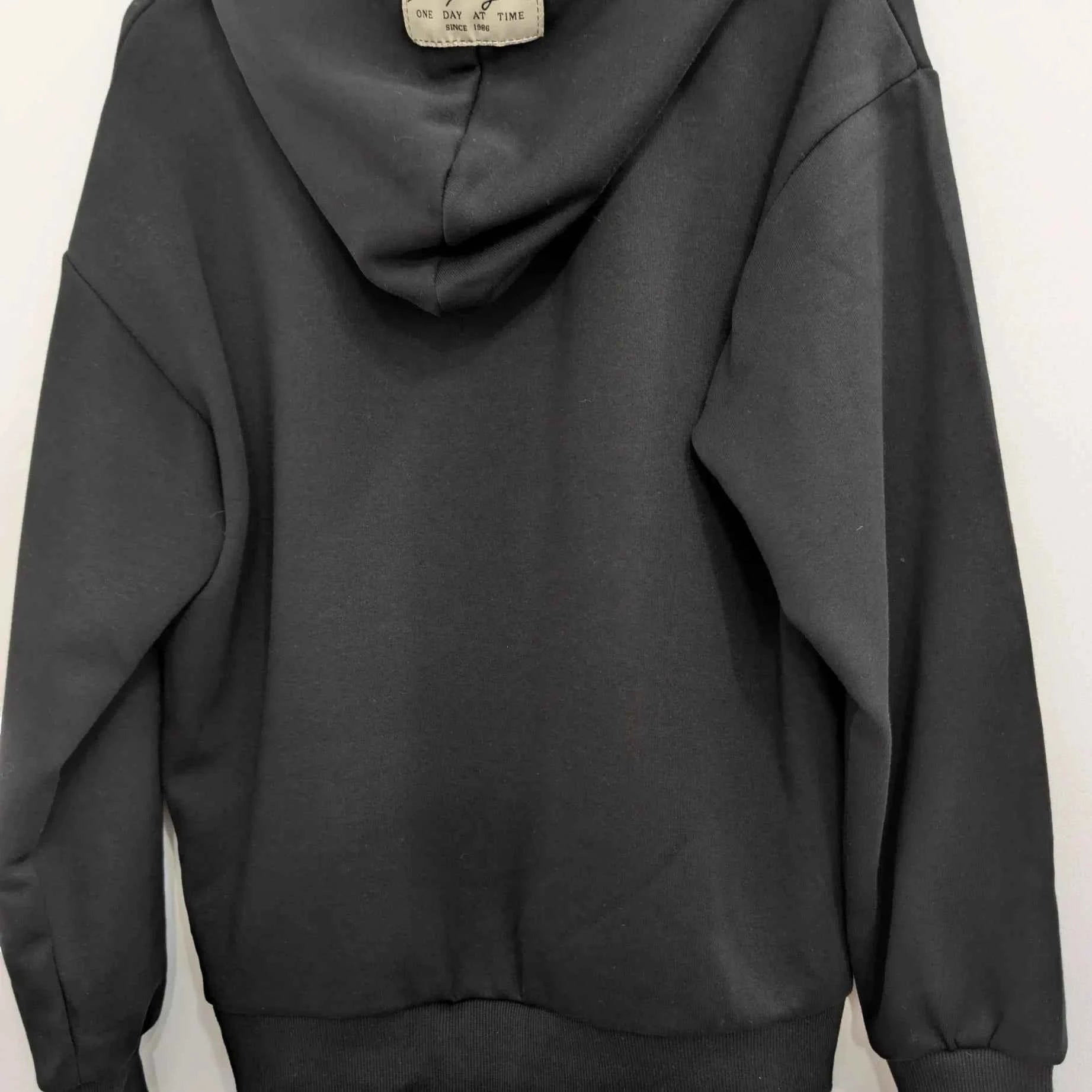 Sweat ado los angeles