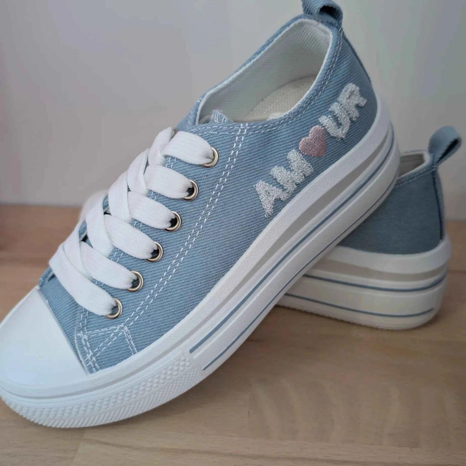 Basket toile jean amour