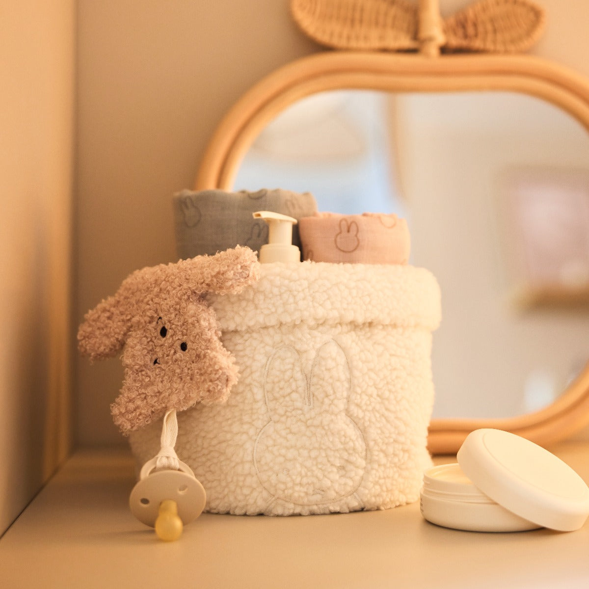 Panière de rangement Miffy en sherpa